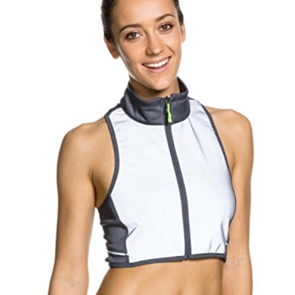Roxy Tops - NWT Roxy outdoor fitness vest top!